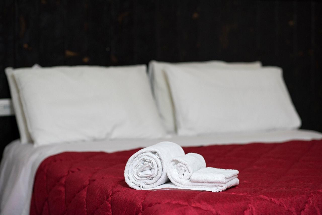 ריונרו אין וולטורה Bed & Breakfast Ellenica מראה חיצוני תמונה